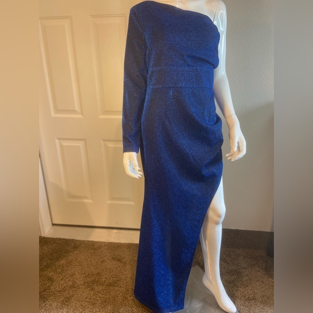 Giffniseti~NWT~Shimmery~Asymmetric Neckline~Bodycon~Maxi~Evening Dress~Size XL